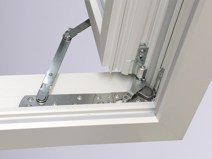 90° opening restrictor