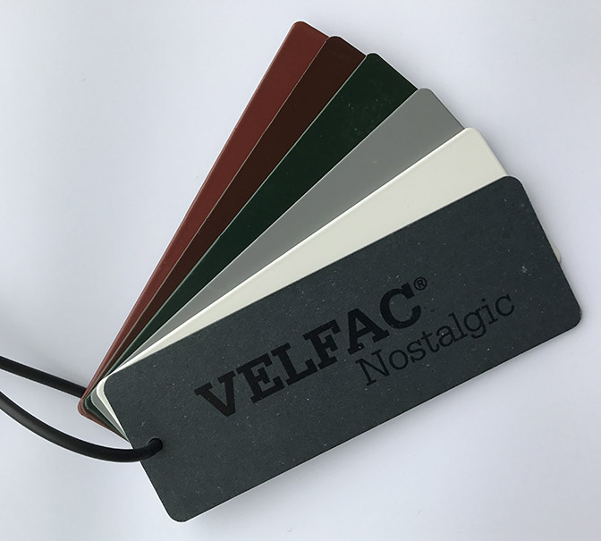 farver textimage 672x605px