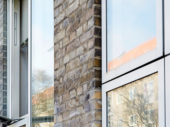 Side guided windows - VELFAC