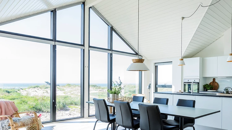 Floor to ceiling windows - Find your solution now - VELFAC