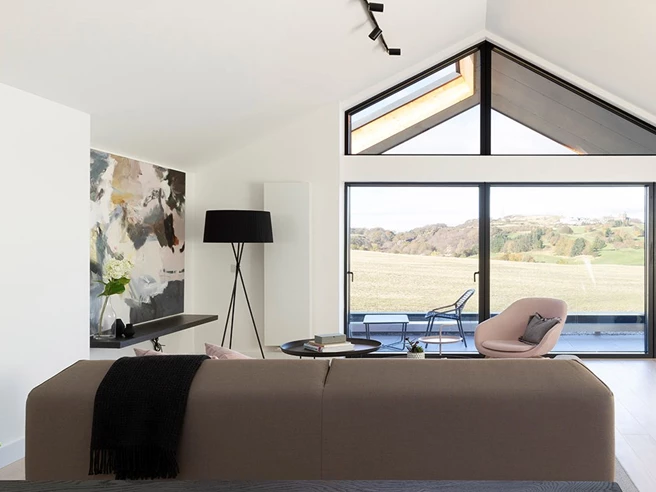 Triangular window - Get customised windows now - VELFAC