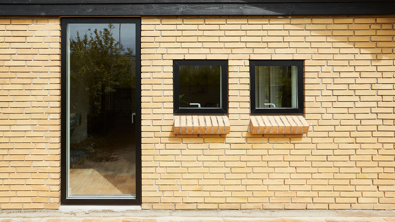 casement door velfac7 cta 1370x722