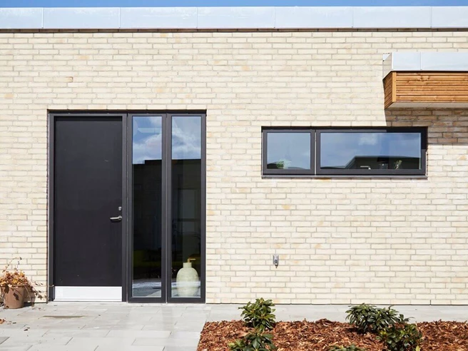 Flush doors - Find a custom-made solution here - VELFAC