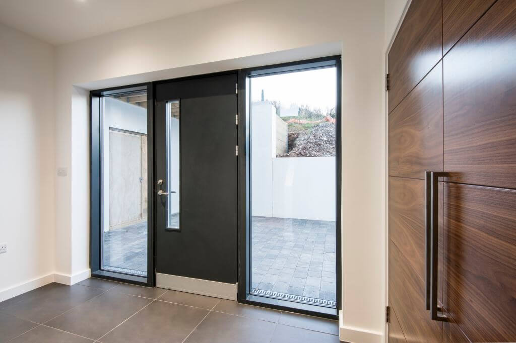 flush door velfac3 cta 1370x722