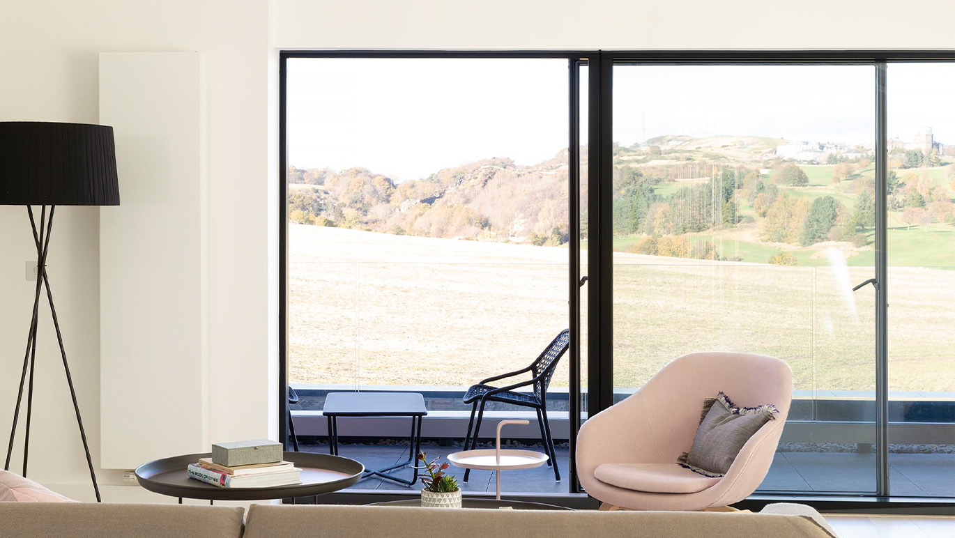 single sliding door velfac10 cta 1370x722