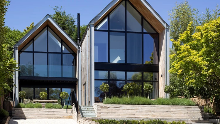 Triangular window - Get customised windows now - VELFAC