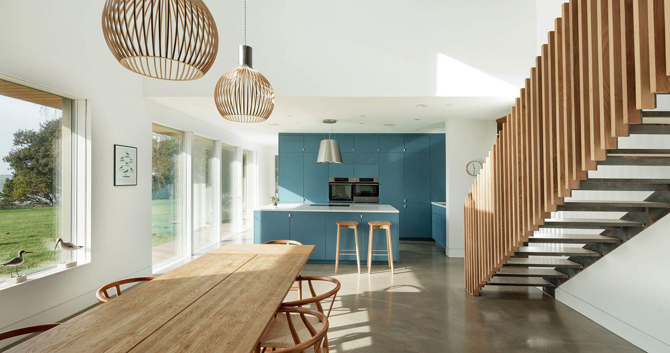 Talk to the window experts