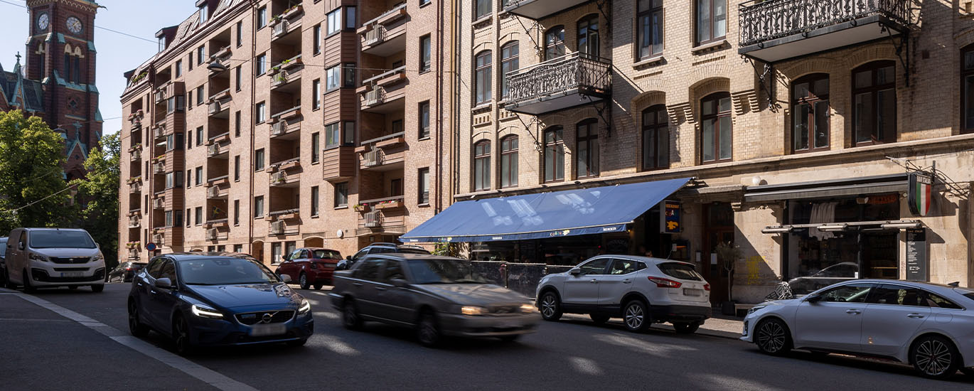 stoj breaker 1370x550